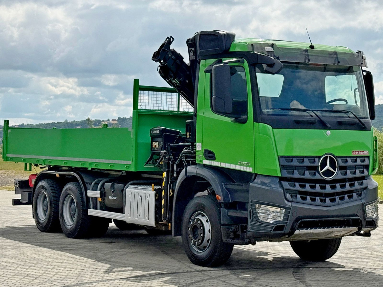 Mercedes-Benz AROCS 2636 * HIAB 122 ES - 3 HIPRO * 6x4 - Caminhão basculante, Caminhão grua: foto 3 Mercedes-Benz AROCS 2636 * HIAB 122 ES - 3 HIPRO * 6x4 - Caminhão basculante, Caminhão grua: foto 3