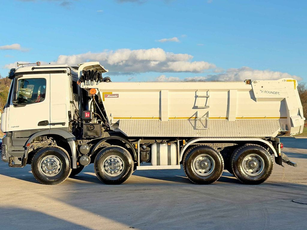 Mercedes-Benz AROCS 3248 * KIPPER * 8x4 * TOPZUSTAND - Caminhão basculante, Caminhão grua: foto 5 Mercedes-Benz AROCS 3248 * KIPPER * 8x4 * TOPZUSTAND - Caminhão basculante, Caminhão grua: foto 5