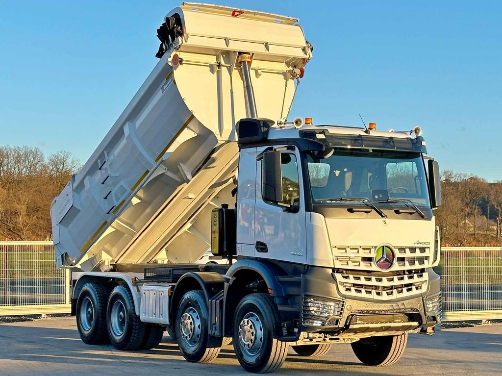 Mercedes-Benz AROCS 3248 * KIPPER * 8x4 * TOPZUSTAND - Caminhão basculante, Caminhão grua: foto 3 Mercedes-Benz AROCS 3248 * KIPPER * 8x4 * TOPZUSTAND - Caminhão basculante, Caminhão grua: foto 3