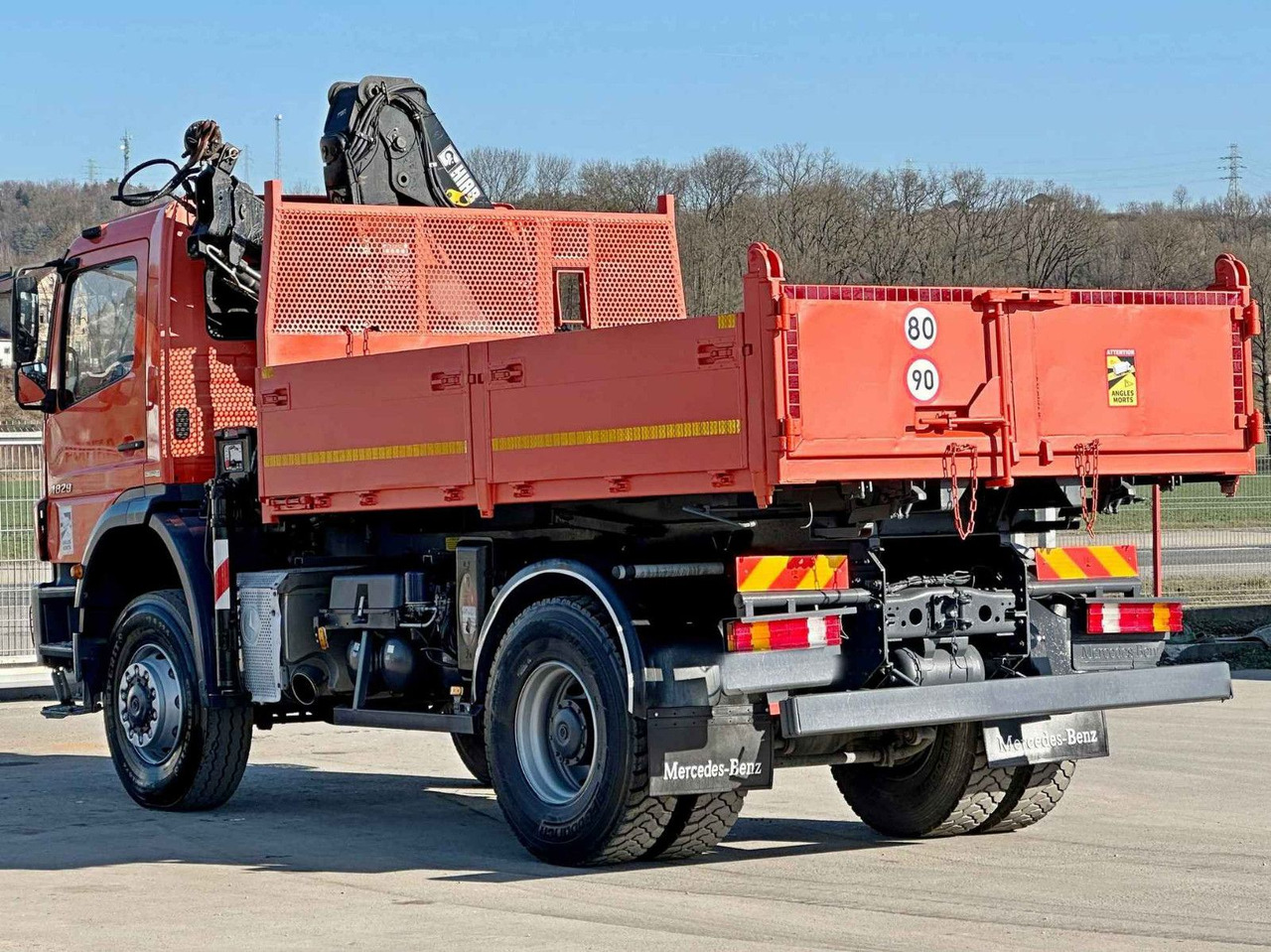 Caminhão basculante, Caminhão grua Mercedes-Benz AXOR 1829 * HIAB 1111 HIDUO + FUNK * TOP * 4x4: foto 6