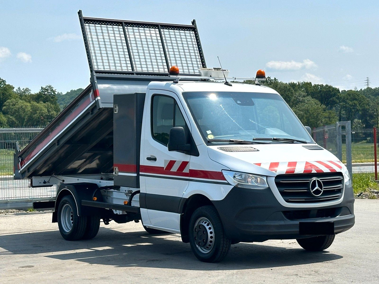 Mercedes-Benz Sprinter 516 CDI Kipper 3,00 m Perfect condition - Furgão basculante: foto 1 Mercedes-Benz Sprinter 516 CDI Kipper 3,00 m Perfect condition - Furgão basculante: foto 1