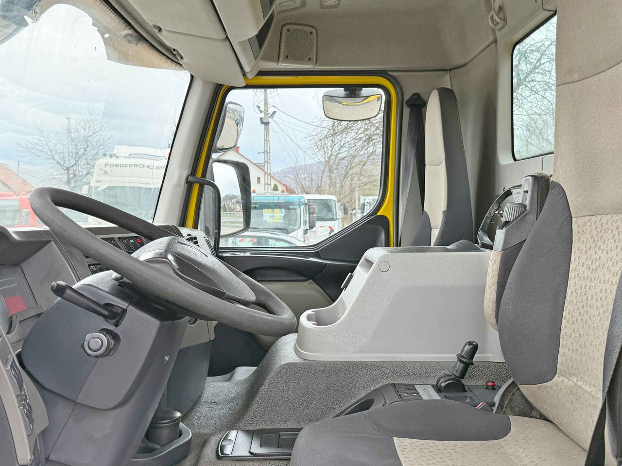 Locação de Renault PREMIUM 430 DXI* PK 27002/FUNK * TOPZUSTAND Renault PREMIUM 430 DXI* PK 33002 EH/FUNK * TOPZUSTAND Renault PREMIUM 430 DXI* PK 27002/FUNK * TOPZUSTAND Renault PREMIUM 430 DXI* PK 33002 EH/FUNK * TOPZUSTAND: foto 8