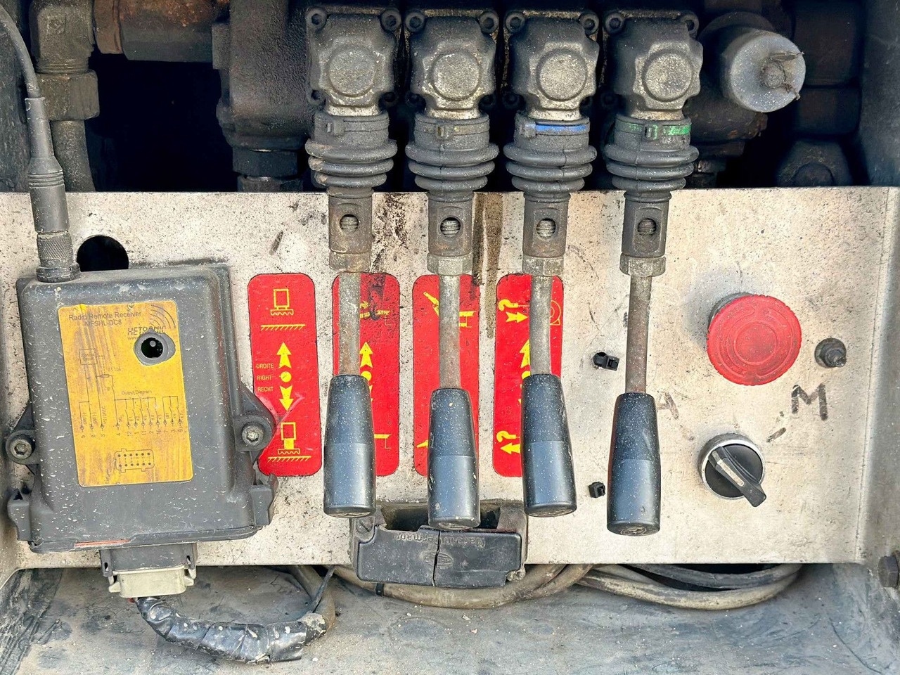 Locação de Scania P 310 * ABSCHLEPPWAGEN 9,10 m * TOPZUSTAND Scania P 310 * ABSCHLEPPWAGEN 9,10 m * TOPZUSTAND: foto 12 Locação de Scania P 310 * ABSCHLEPPWAGEN 9,10 m * TOPZUSTAND Scania P 310 * ABSCHLEPPWAGEN 9,10 m * TOPZUSTAND: foto 12