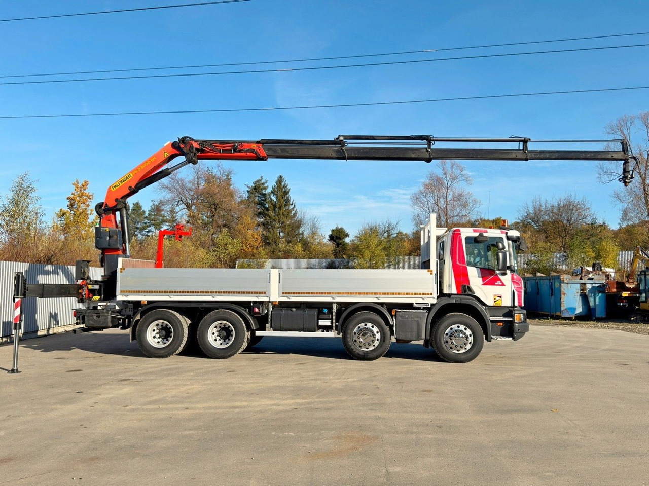 Scania P 450* PRITSCHE 6,90m * PK 23002- SH C FUNK *8x4 - Caminhão grua: foto 5 Scania P 450* PRITSCHE 6,90m * PK 23002- SH C FUNK *8x4 - Caminhão grua: foto 5