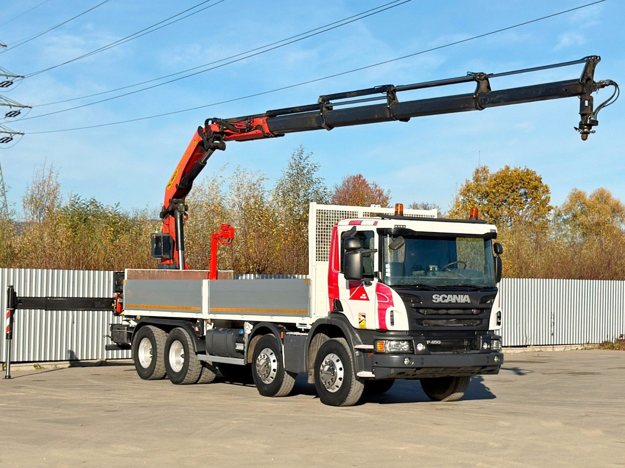 Scania P 450* PRITSCHE 6,90m * PK 23002- SH C FUNK *8x4 - Caminhão grua: foto 2 Scania P 450* PRITSCHE 6,90m * PK 23002- SH C FUNK *8x4 - Caminhão grua: foto 2