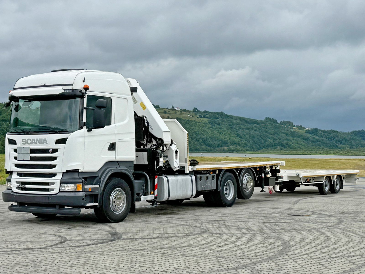 Scania R440 * HIAB 422 E-6 HIPRO + FUNK + Anhänger! 6x4 - Caminhão grua: foto 4 Scania R440 * HIAB 422 E-6 HIPRO + FUNK + Anhänger! 6x4 - Caminhão grua: foto 4