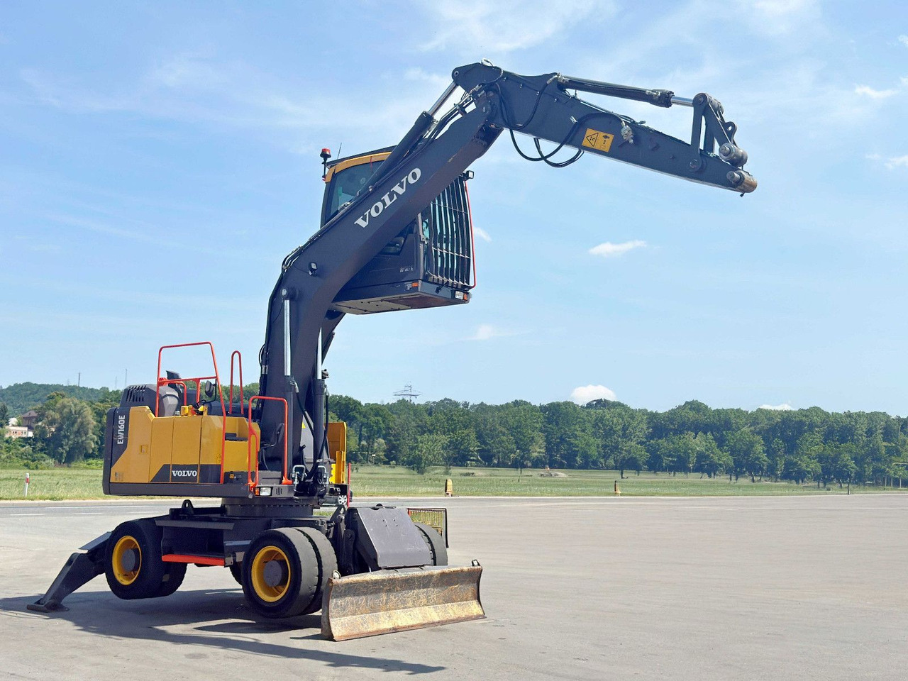 Volvo EW 160 E* Umschlagbagger * TOPZUSTAND - Escavadeira de rodas: foto 2 Volvo EW 160 E* Umschlagbagger * TOPZUSTAND - Escavadeira de rodas: foto 2