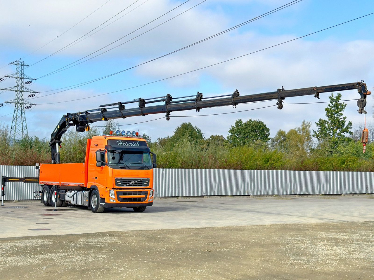 Volvo FH 460 * HIAB 377 E - 7 HIPRO + FUNK * 6x4 - Caminhão grua: foto 2 Volvo FH 460 * HIAB 377 E - 7 HIPRO + FUNK * 6x4 - Caminhão grua: foto 2