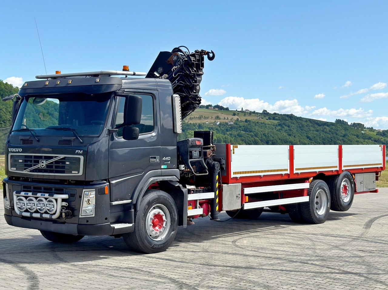 Volvo FM 440 * HIAB 288 E - 8 HIPRO/FUNK * TOPZUSTAND - Caminhão grua: foto 3 Volvo FM 440 * HIAB 288 E - 8 HIPRO/FUNK * TOPZUSTAND - Caminhão grua: foto 3
