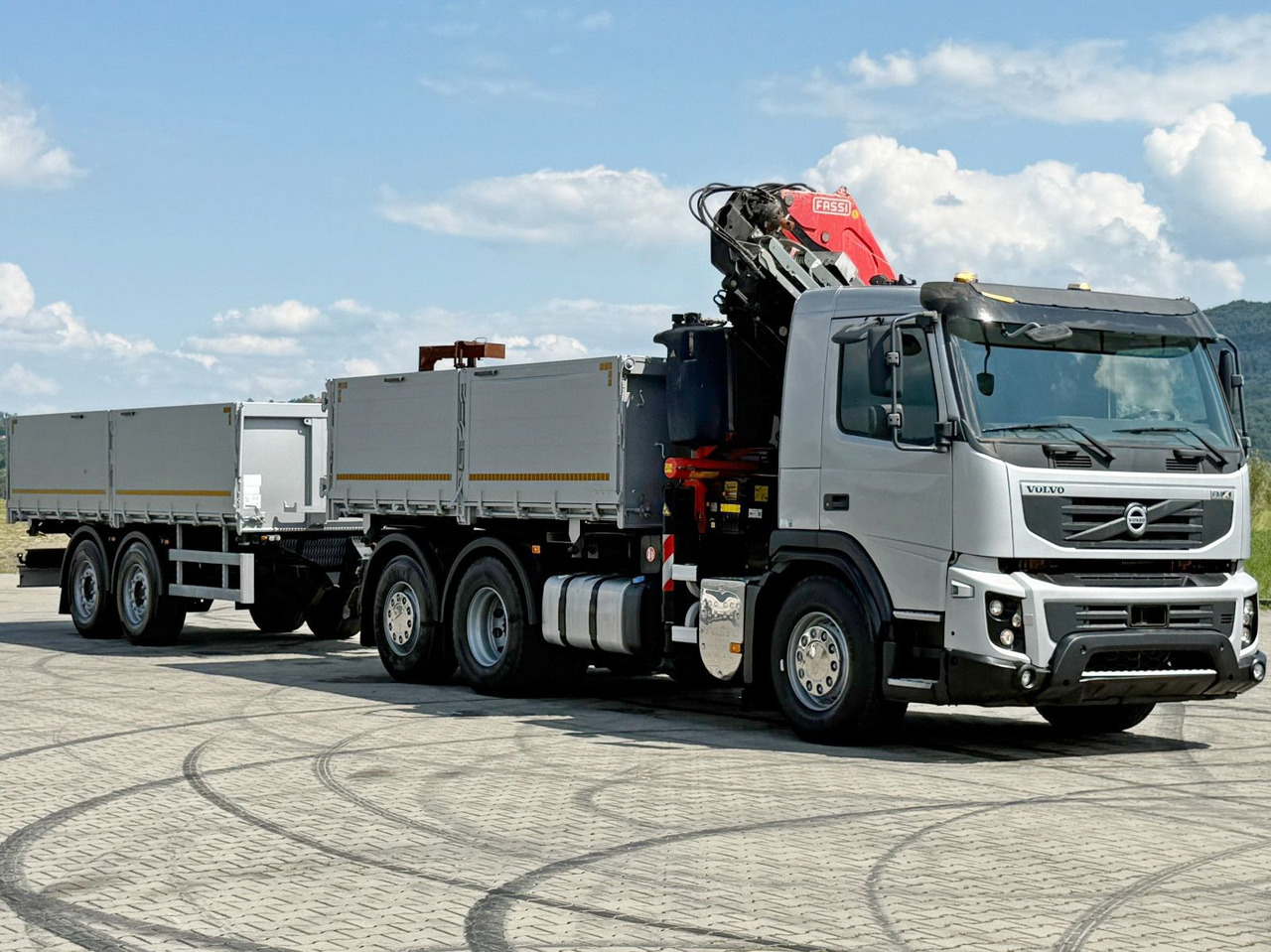 Volvo FMX 420* FASSI F275.2.25 + FUNK + Anhänger / TOP - Caminhão grua: foto 4 Volvo FMX 420* FASSI F275.2.25 + FUNK + Anhänger / TOP - Caminhão grua: foto 4