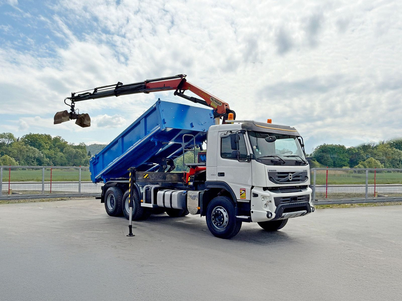 Volvo FMX 450 Kipper 5,15m * PK 14002-EH B * 6x4 * TOP - Caminhão grua: foto 2 Volvo FMX 450 Kipper 5,15m * PK 14002-EH B * 6x4 * TOP - Caminhão grua: foto 2