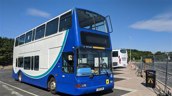 2001 Volvo B7, PSVAR, 74 seats with belts. - Ônibus panorâmico: foto 1 2001 Volvo B7, PSVAR, 74 seats with belts. - Ônibus panorâmico: foto 1