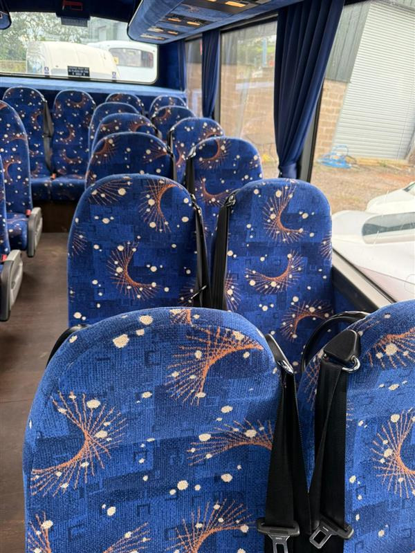 2005 Mercedes 29 seat Plaxton Cheetah minicoach - Micro-ônibus, Furgão de passageiros: foto 5 2005 Mercedes 29 seat Plaxton Cheetah minicoach - Micro-ônibus, Furgão de passageiros: foto 5