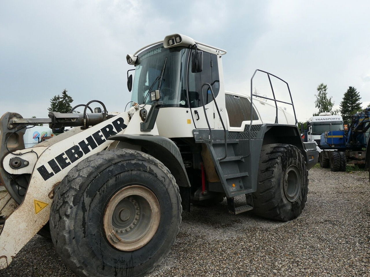 Liebherr L 576 - Carregadeira de rodas: foto 4 Liebherr L 576 - Carregadeira de rodas: foto 4