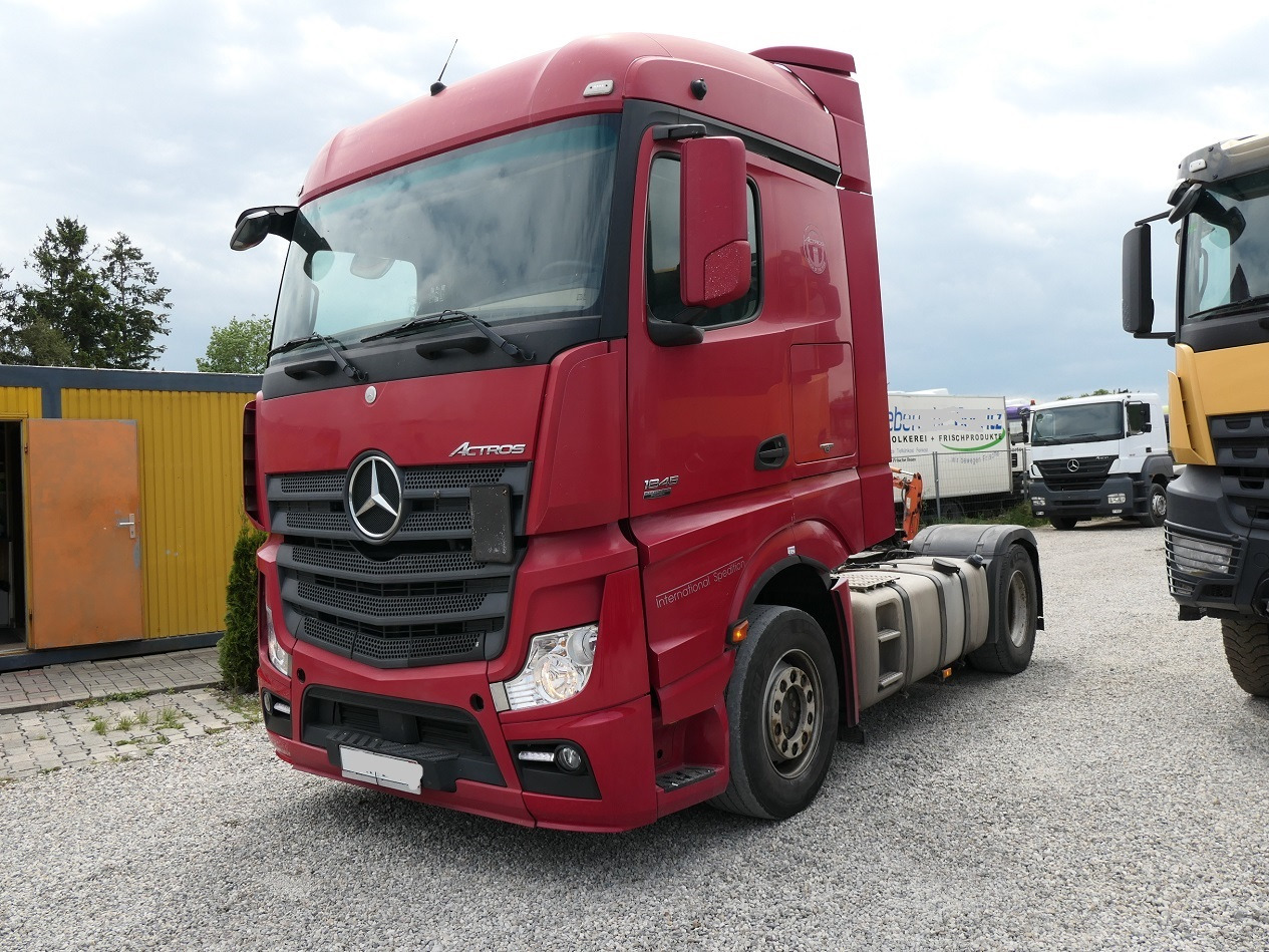 Mercedes Benz Actros 1845 - Tractor: foto 2 Mercedes Benz Actros 1845 - Tractor: foto 2