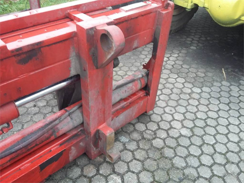 BOLZONI AURAMO BA-65PF - Equipamento de Equipamento de movimentação: foto 5 BOLZONI AURAMO BA-65PF - Equipamento de Equipamento de movimentação: foto 5