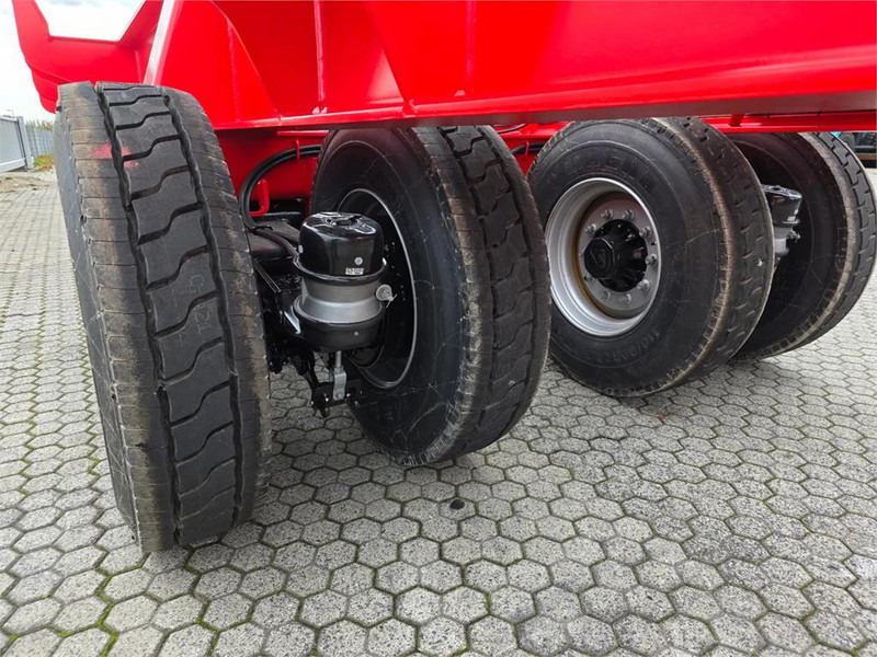 Equipamento de movimentação Novatech Terminal Trailer TT 65T 45FT: foto 12