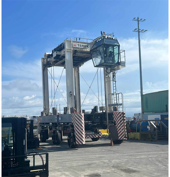 Terex N SC 424 E - Equipamento de movimentação: foto 1 Terex N SC 424 E - Equipamento de movimentação: foto 1