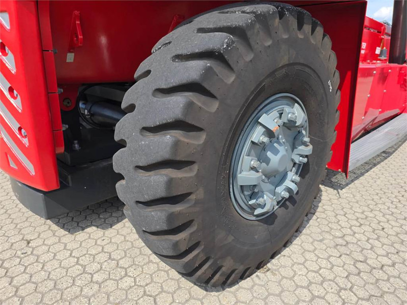 Reachstacker porta contentores Kalmar DRG450-65S5: foto 13 Reachstacker porta contentores Kalmar DRG450-65S5: foto 13