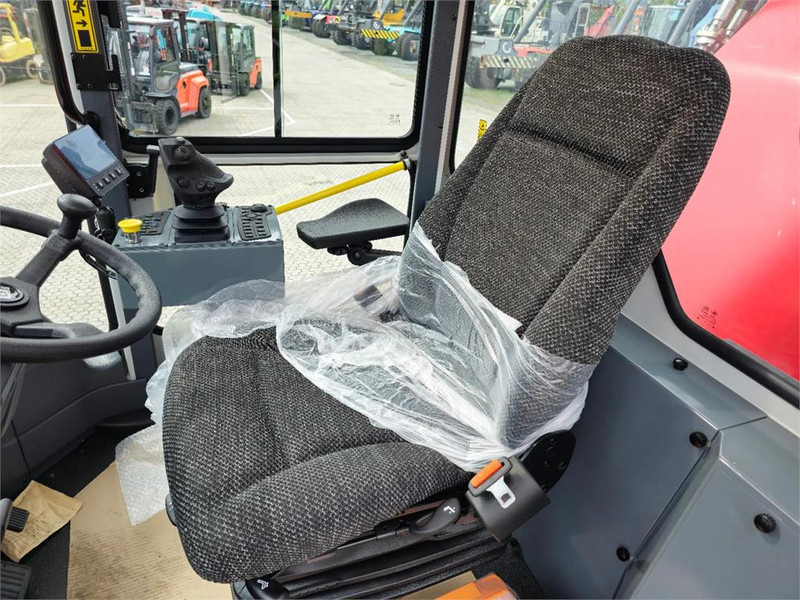 Kalmar DRU450-62S5 - Reachstacker porta contentores: foto 4 Kalmar DRU450-62S5 - Reachstacker porta contentores: foto 4