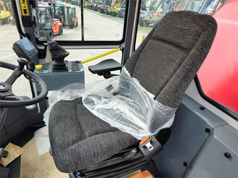 Reachstacker porta contentores Kalmar DRU450-62S5: foto 9 Reachstacker porta contentores Kalmar DRU450-62S5: foto 9