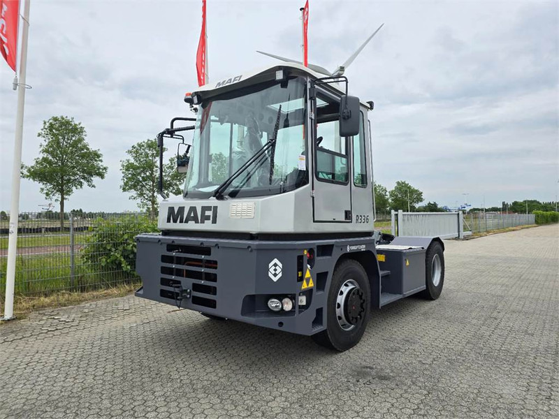 Mafi R336 4x4 - Tractor de terminal: foto 2 Mafi R336 4x4 - Tractor de terminal: foto 2