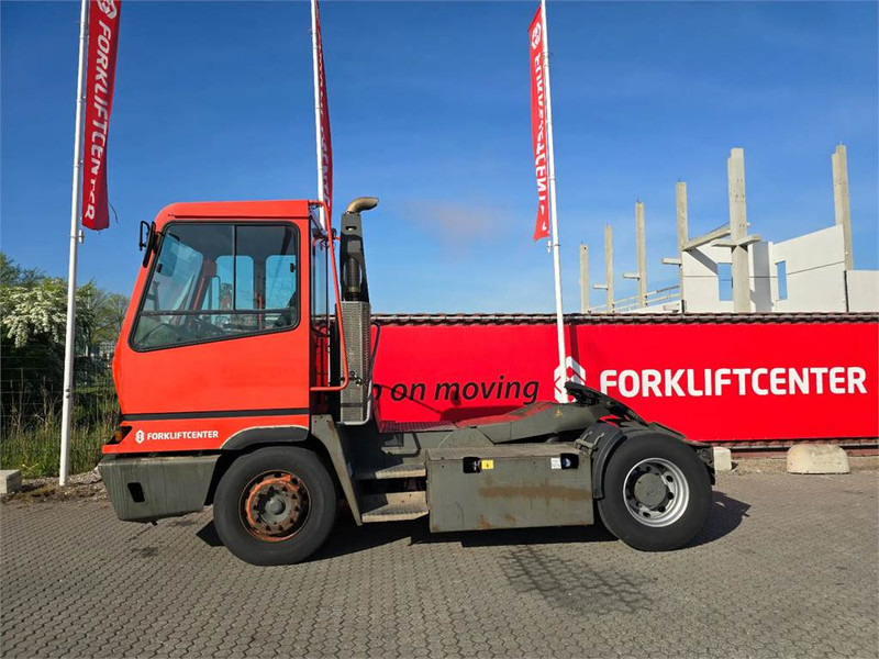 Terberg YT182 - Tractor de terminal: foto 4 Terberg YT182 - Tractor de terminal: foto 4