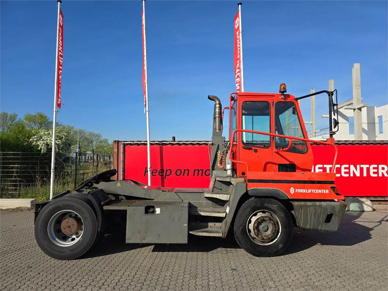 Terberg YT182 - Tractor de terminal: foto 3 Terberg YT182 - Tractor de terminal: foto 3