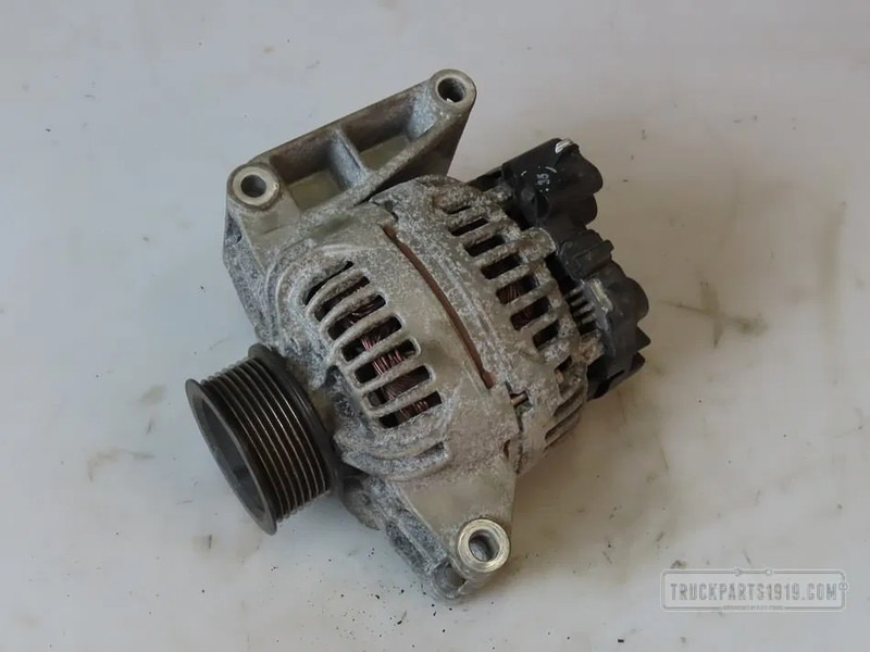 DAF 2022545 Dynamo - Alternador de Caminhão: foto 1 DAF 2022545 Dynamo - Alternador de Caminhão: foto 1