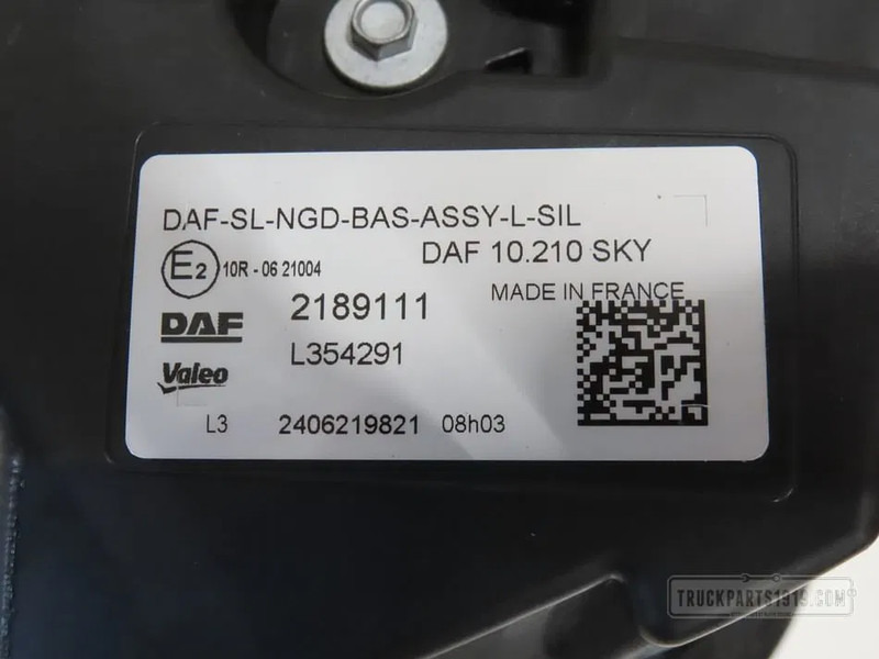 DAF 2189111 Lighting Skylight Li. XG - Iluminação de Caminhão: foto 2 DAF 2189111 Lighting Skylight Li. XG - Iluminação de Caminhão: foto 2