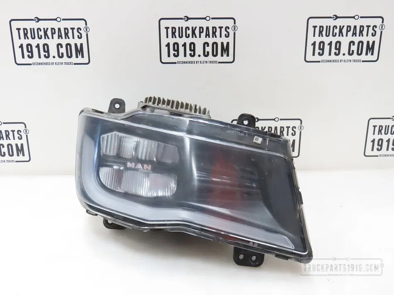 MAN 81.25101-6822 Koplamp LED Re. - Farol dianteira de Caminhão: foto 1 MAN 81.25101-6822 Koplamp LED Re. - Farol dianteira de Caminhão: foto 1