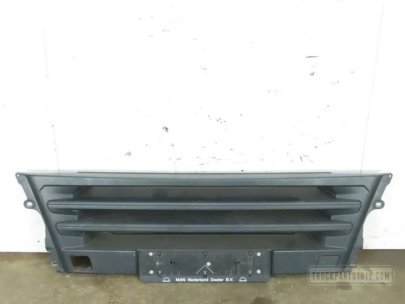 MAN 81416106951 Bumperdeel midden top - Para-choque de Caminhão: foto 1 MAN 81416106951 Bumperdeel midden top - Para-choque de Caminhão: foto 1