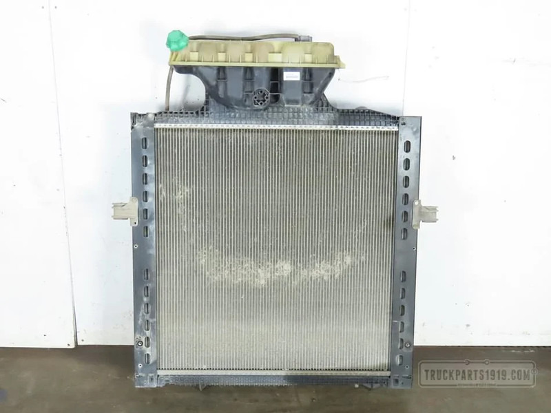 MAN Cooling System Radiateur TGS - Radiador de Caminhão: foto 2 MAN Cooling System Radiateur TGS - Radiador de Caminhão: foto 2