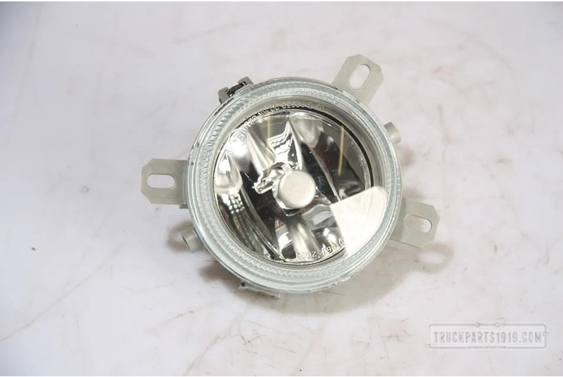 Renault Magnum 7420881197 Mistlamp - Farol nevoeiro de Caminhão: foto 1 Renault Magnum 7420881197 Mistlamp - Farol nevoeiro de Caminhão: foto 1