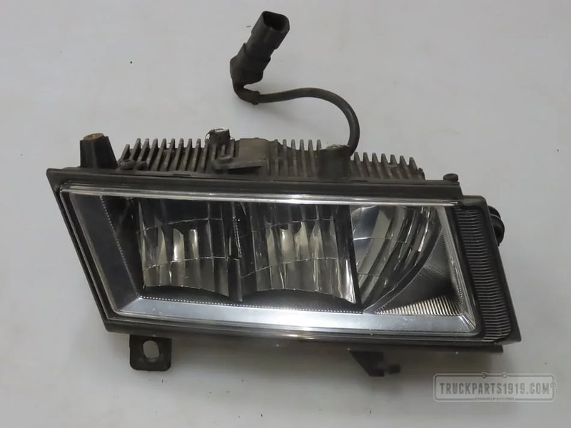 Scania 2552715 Mistlamp Re. - Farol nevoeiro de Caminhão: foto 1 Scania 2552715 Mistlamp Re. - Farol nevoeiro de Caminhão: foto 1