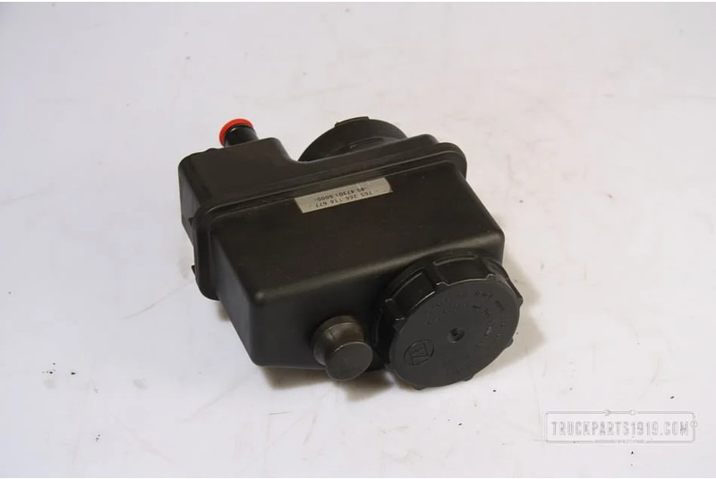 ZF LENKSYSTEME Axle & Steering Parts Stuurolie resevoir MAN - Tanque de expansão de Caminhão: foto 1 ZF LENKSYSTEME Axle & Steering Parts Stuurolie resevoir MAN - Tanque de expansão de Caminhão: foto 1