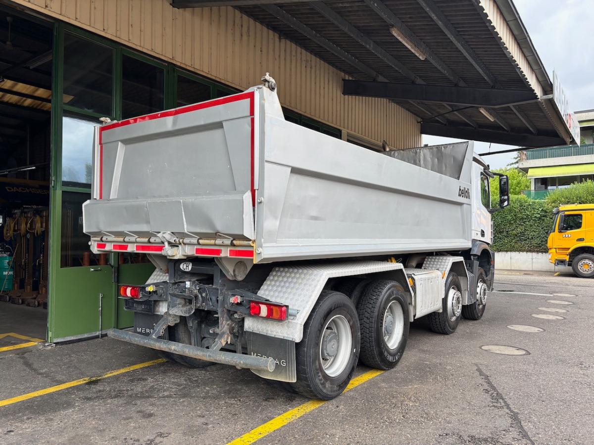 Caminhão basculante MERCEDES Arocs 3251: foto 11 Caminhão basculante MERCEDES Arocs 3251: foto 11