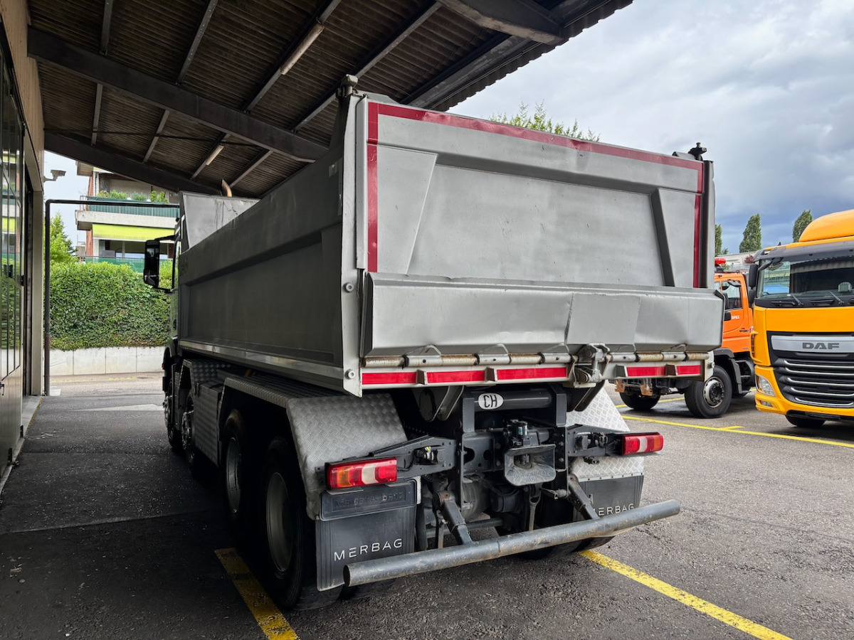 Caminhão basculante MERCEDES Arocs 3251: foto 12 Caminhão basculante MERCEDES Arocs 3251: foto 12