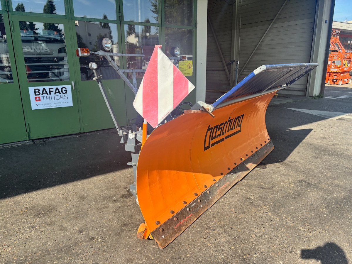 Marke Schneepflug Boschung - Lâmina limpa-neves: foto 3 Marke Schneepflug Boschung - Lâmina limpa-neves: foto 3