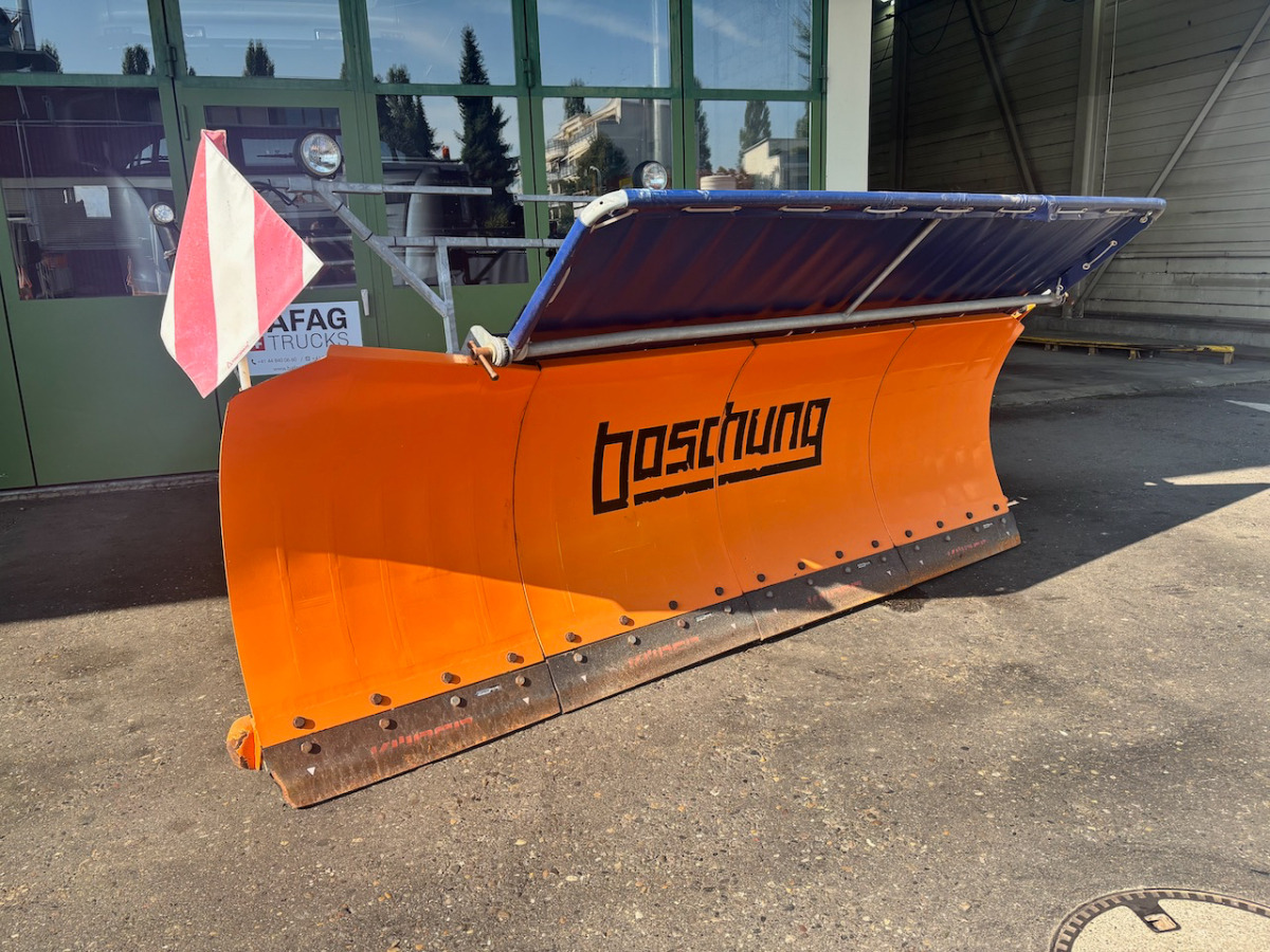 Marke Schneepflug Boschung - Lâmina limpa-neves: foto 2 Marke Schneepflug Boschung - Lâmina limpa-neves: foto 2