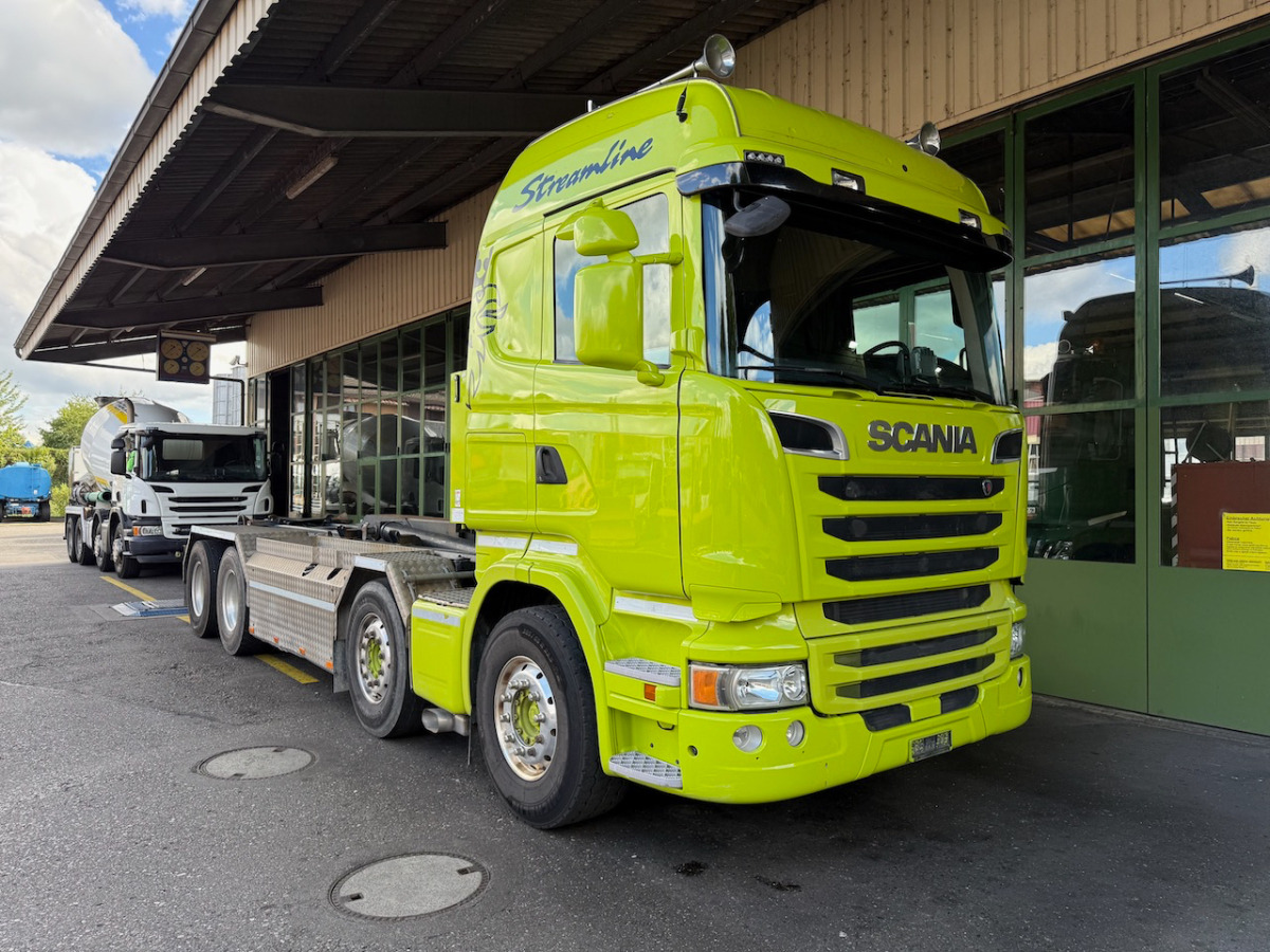 SCANIA R490 8x4 - Caminhão polibenne: foto 1 SCANIA R490 8x4 - Caminhão polibenne: foto 1
