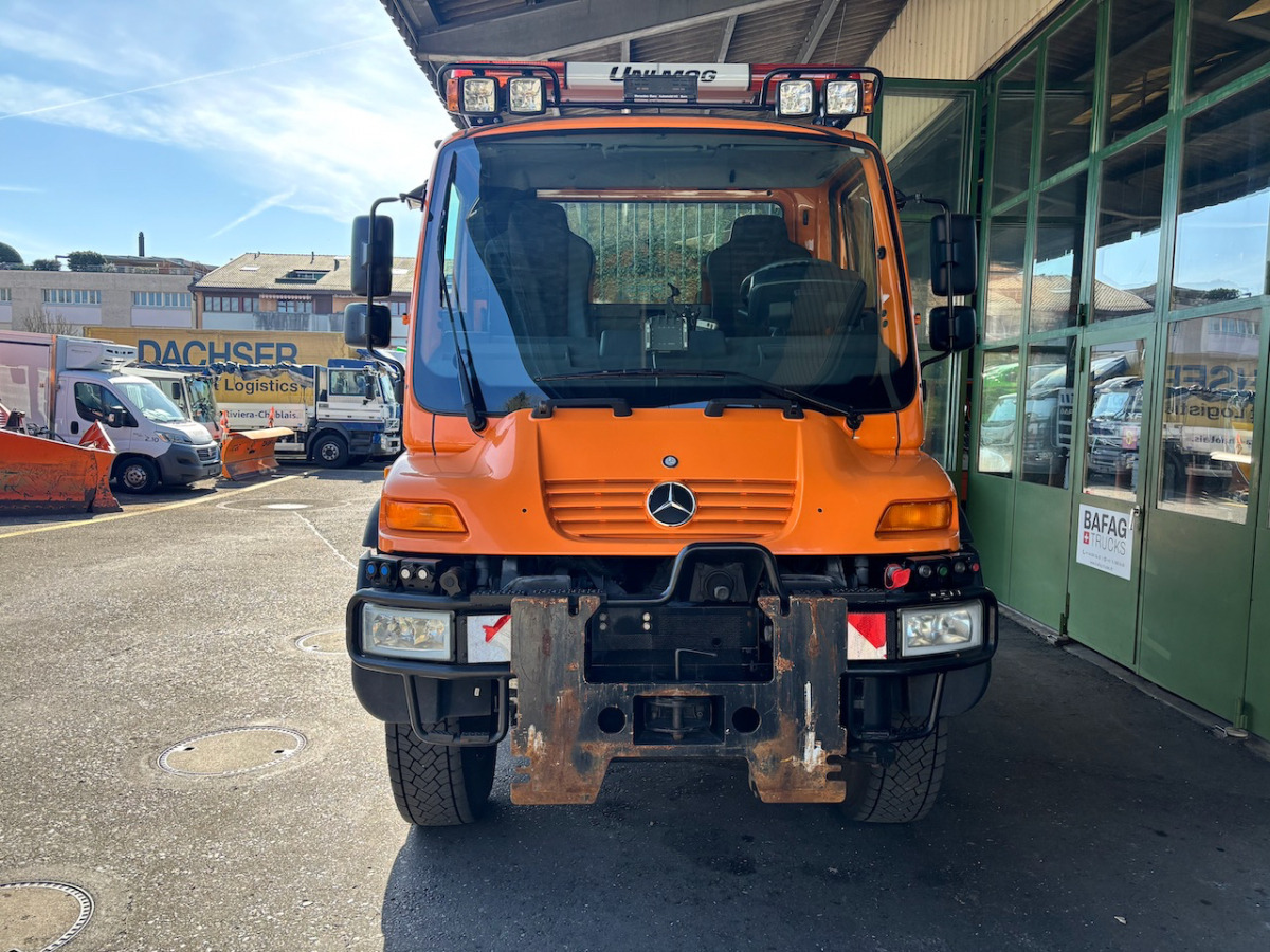 UNIMOG U400 - Caminhão basculante: foto 3 UNIMOG U400 - Caminhão basculante: foto 3