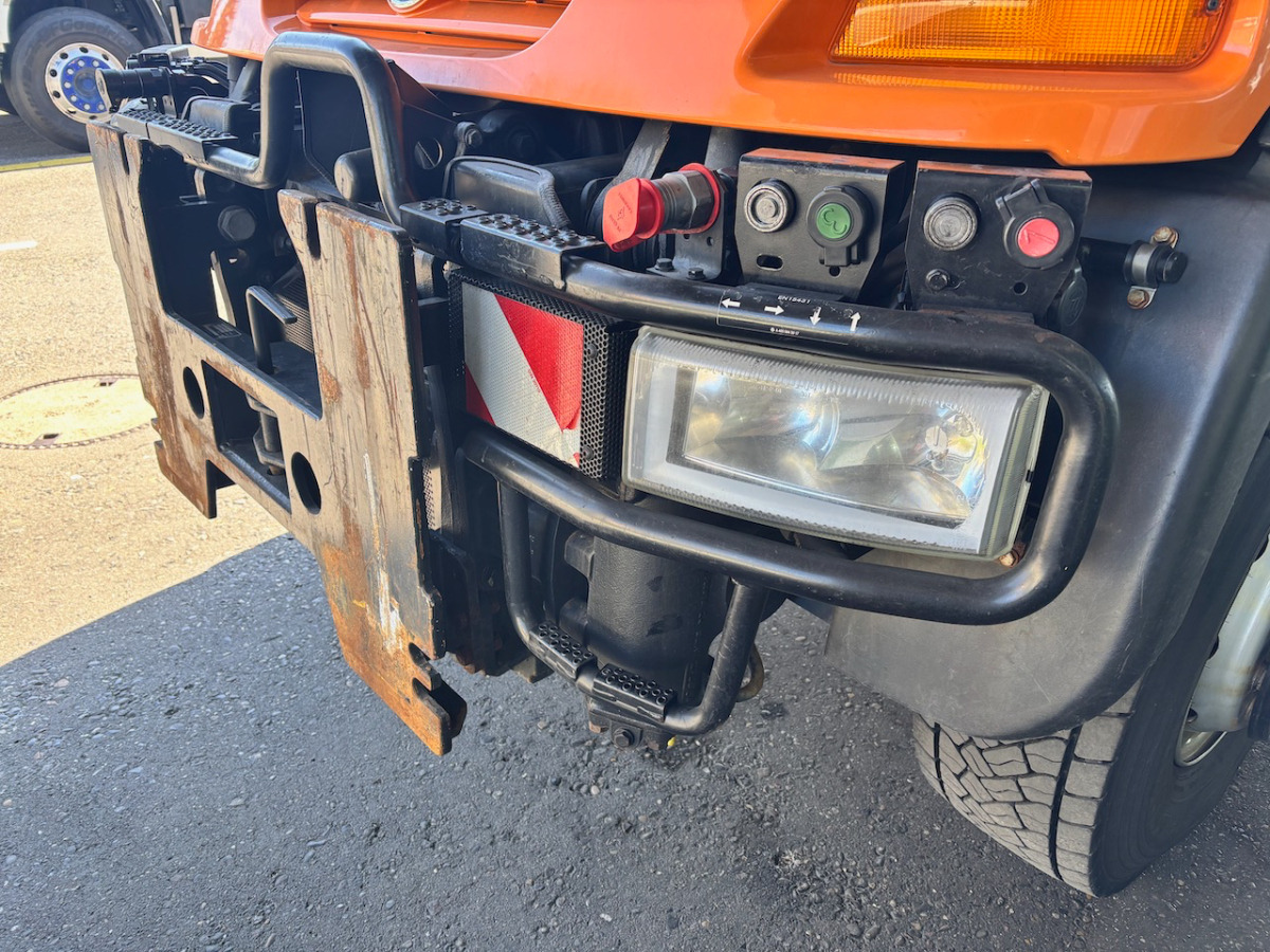 UNIMOG U400 - Caminhão basculante: foto 4 UNIMOG U400 - Caminhão basculante: foto 4