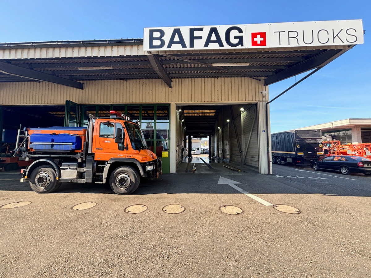 UNIMOG U400 - Caminhão basculante: foto 2 UNIMOG U400 - Caminhão basculante: foto 2