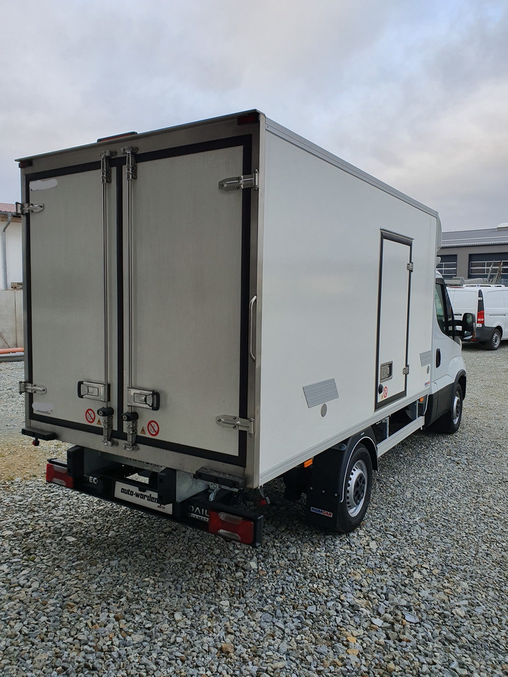 Iveco Daily 180 Tiefkühlkoffer 6PAL - Carrinha frigorífica: foto 2 Iveco Daily 180 Tiefkühlkoffer 6PAL - Carrinha frigorífica: foto 2
