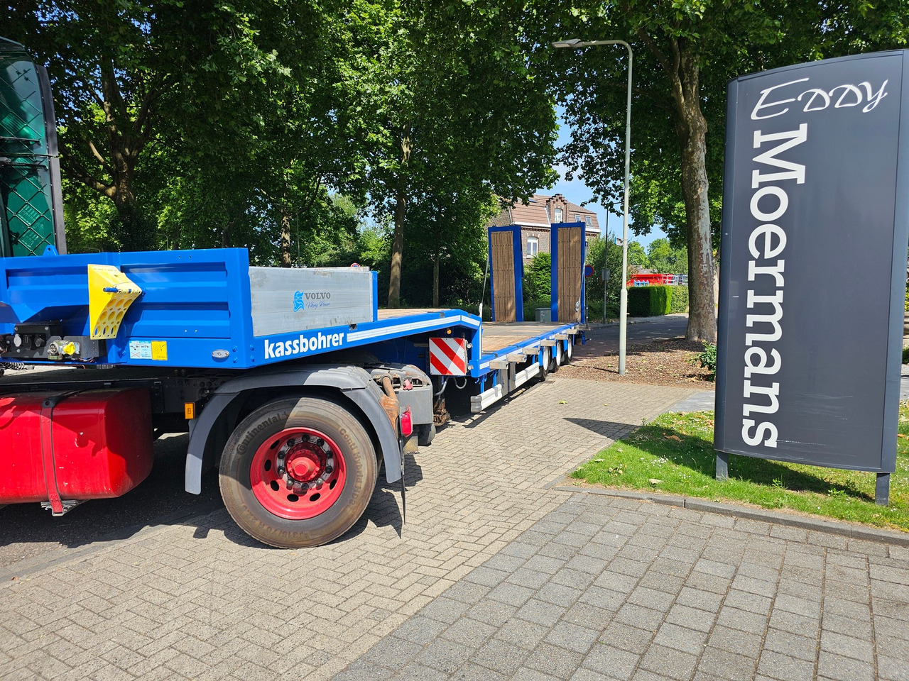 Kässbohrer LB3E With Hydraulic Flip Ramps - Semireboque baixa: foto 1 Kässbohrer LB3E With Hydraulic Flip Ramps - Semireboque baixa: foto 1