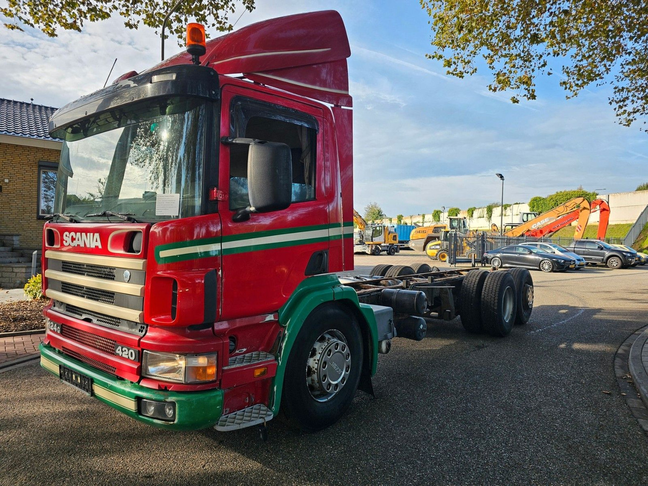 Scania P 124G 420 6x2*4 Fahrgestell - Caminhão chassi: foto 3 Scania P 124G 420 6x2*4 Fahrgestell - Caminhão chassi: foto 3