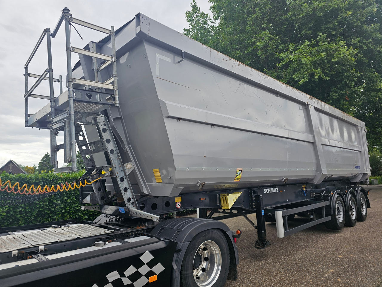 Schmitz SGF-S3 Scraptipper 55 M3 - Semireboque basculante: foto 5 Schmitz SGF-S3 Scraptipper 55 M3 - Semireboque basculante: foto 5