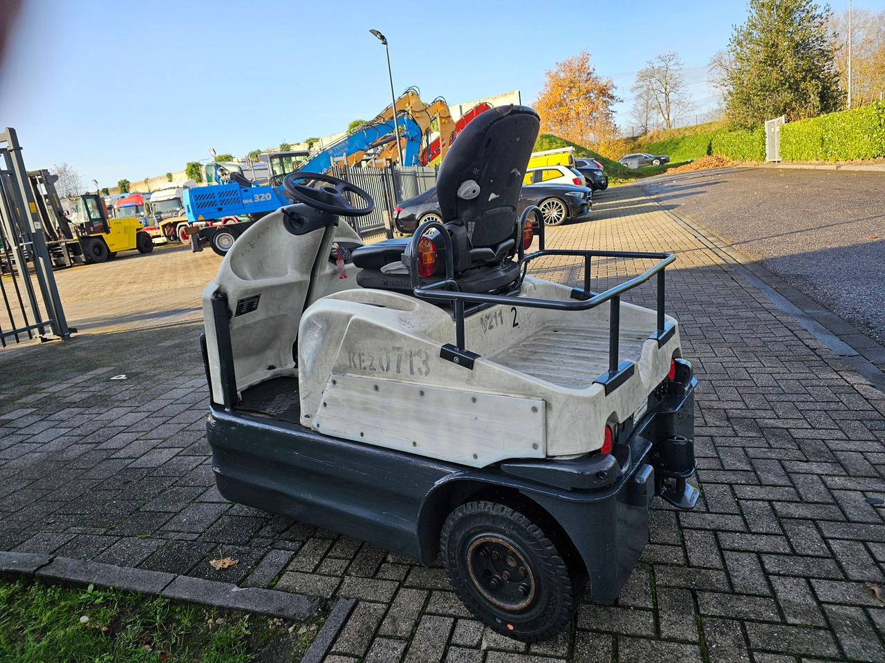 Still R06 Electro - Trator elétrics: foto 2 Still R06 Electro - Trator elétrics: foto 2