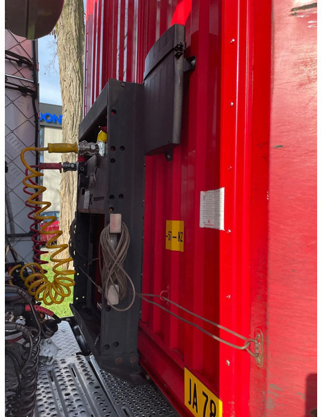 Kässbohrer Taut line XXL certificaat bij - Semi-reboque de lona: foto 2 Kässbohrer Taut line XXL certificaat bij - Semi-reboque de lona: foto 2